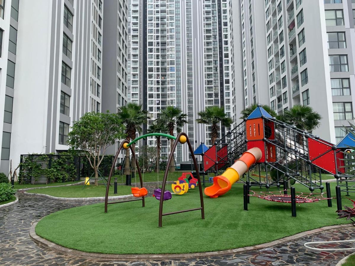Aspaces Serviced Apartments - Vinhomes West Point Ханой Екстериор снимка