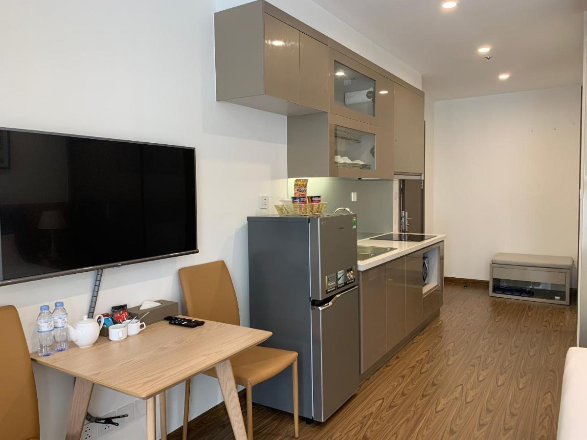Aspaces Serviced Apartments - Vinhomes West Point Ханой Екстериор снимка