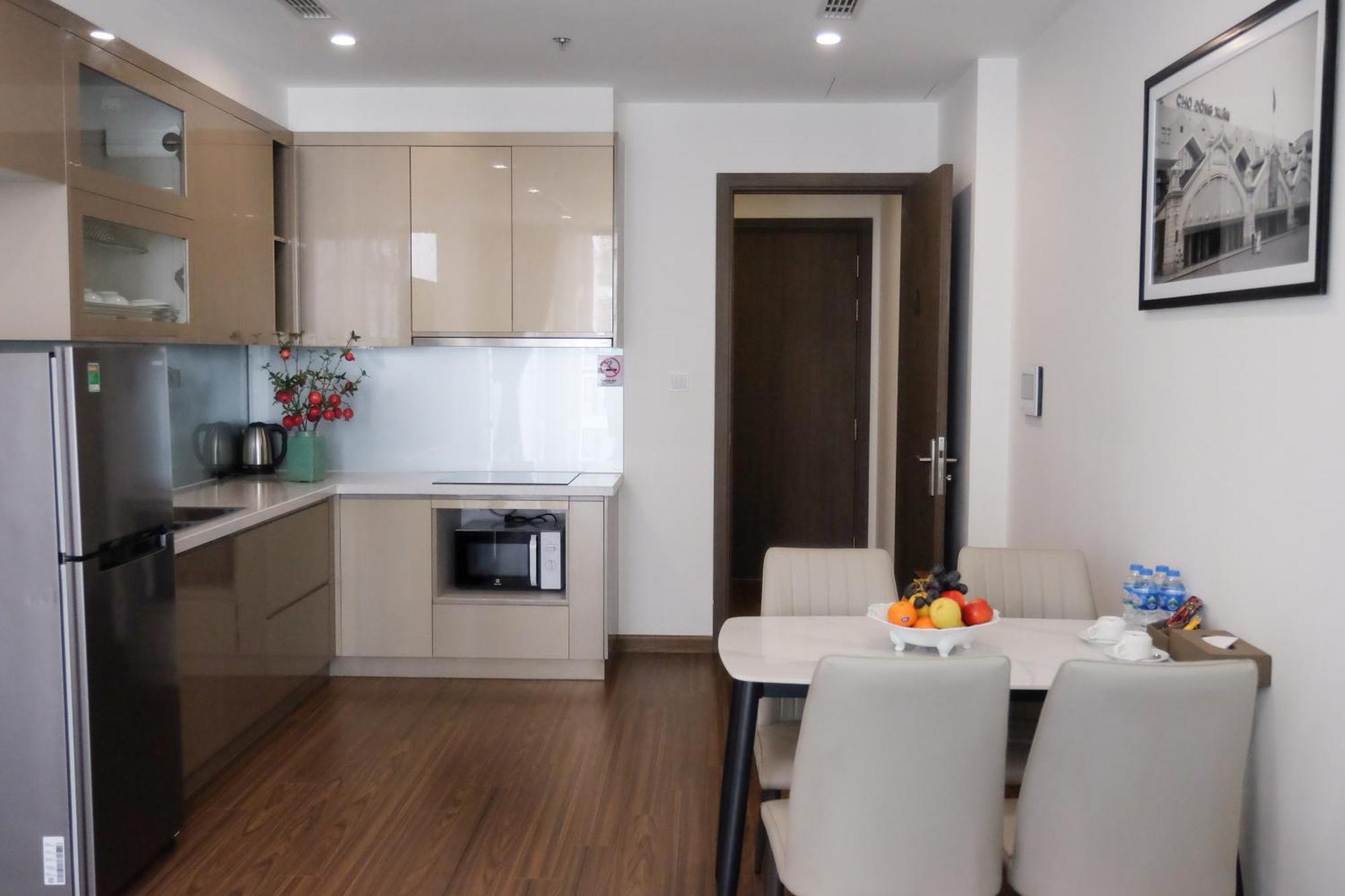 Aspaces Serviced Apartments - Vinhomes West Point Ханой Екстериор снимка